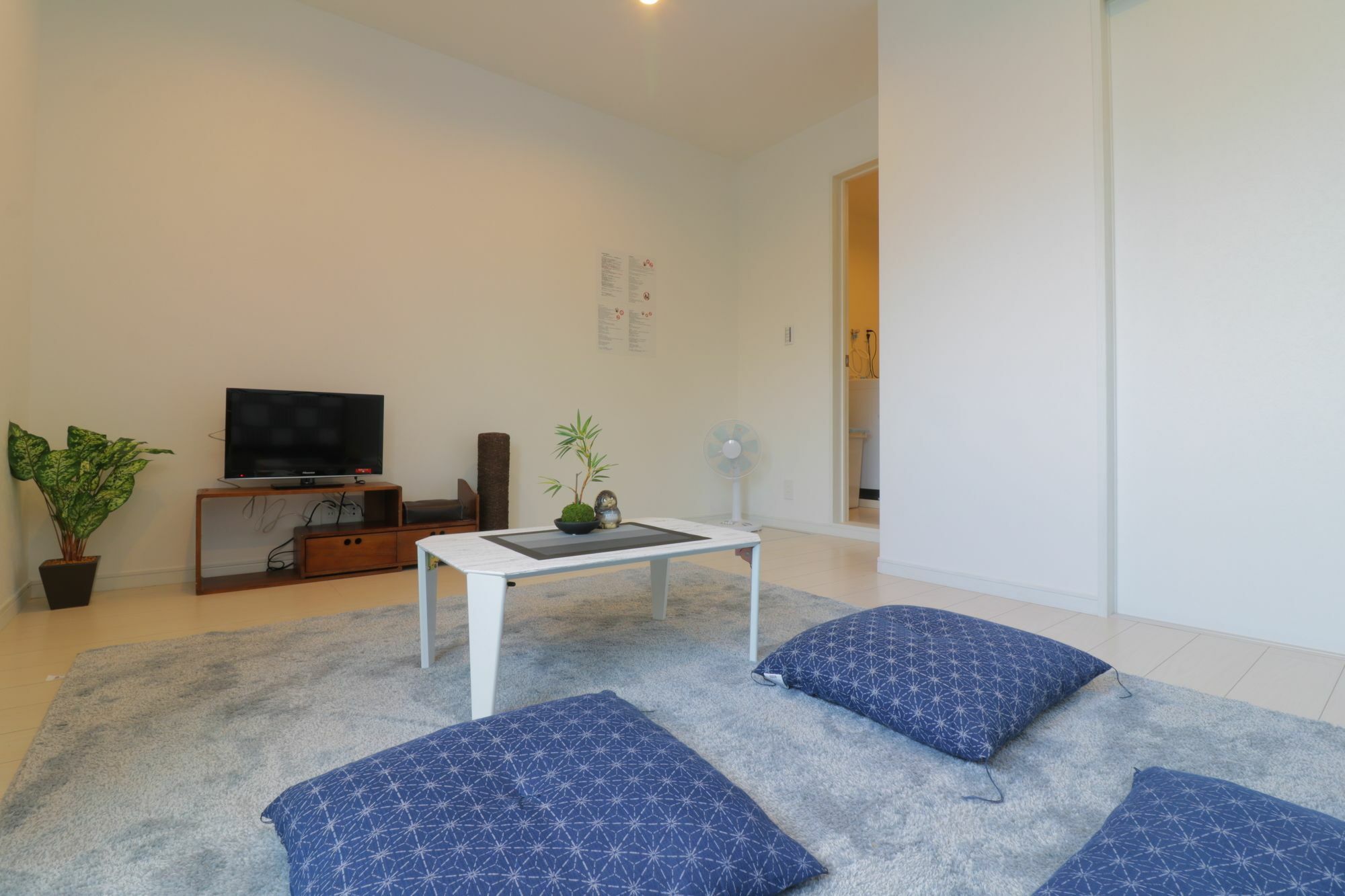 Hg Cozy Hotel No 12 京橋駅前 Osaka Exteriör bild
