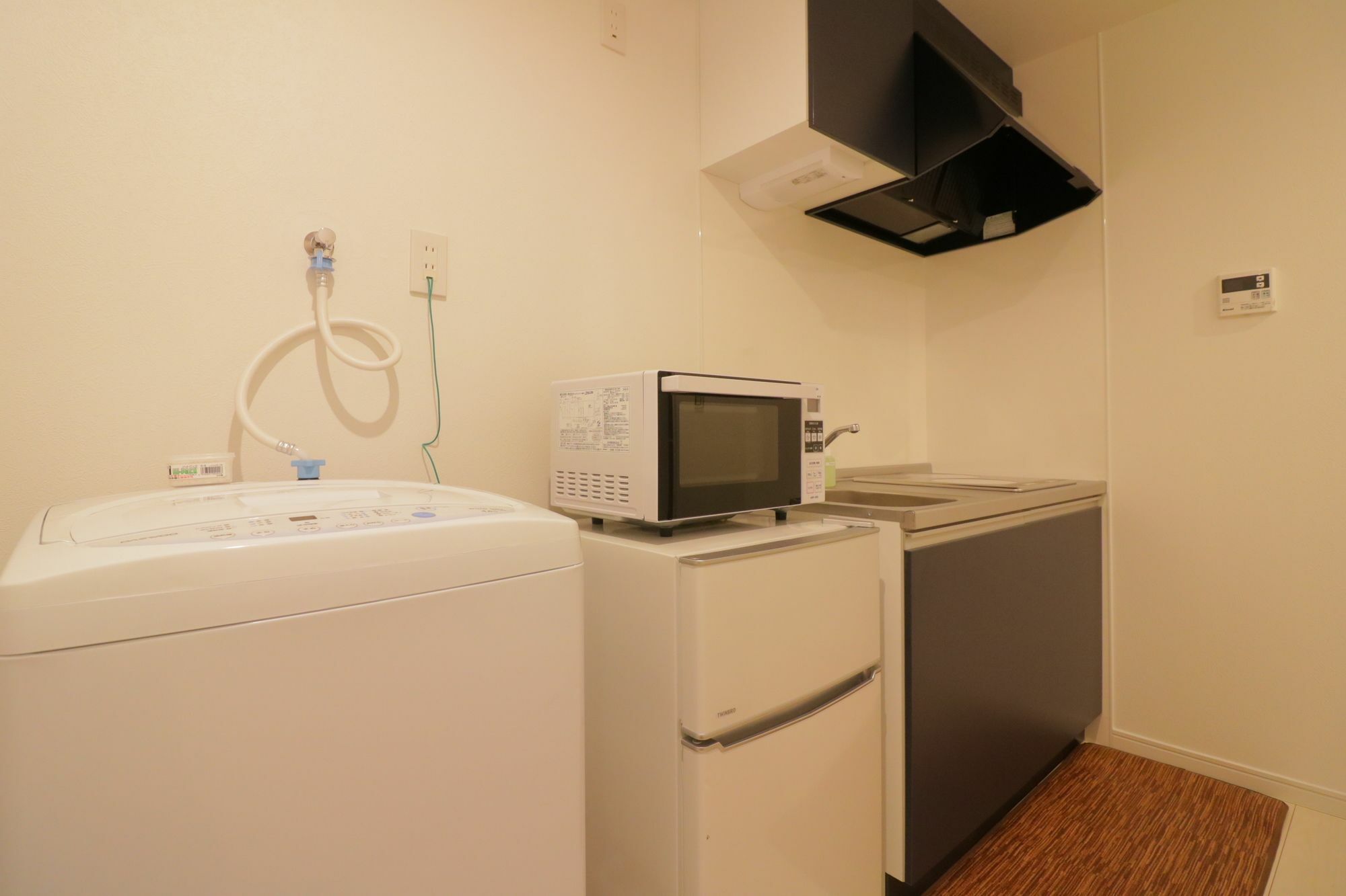 Hg Cozy Hotel No 12 京橋駅前 Osaka Exteriör bild
