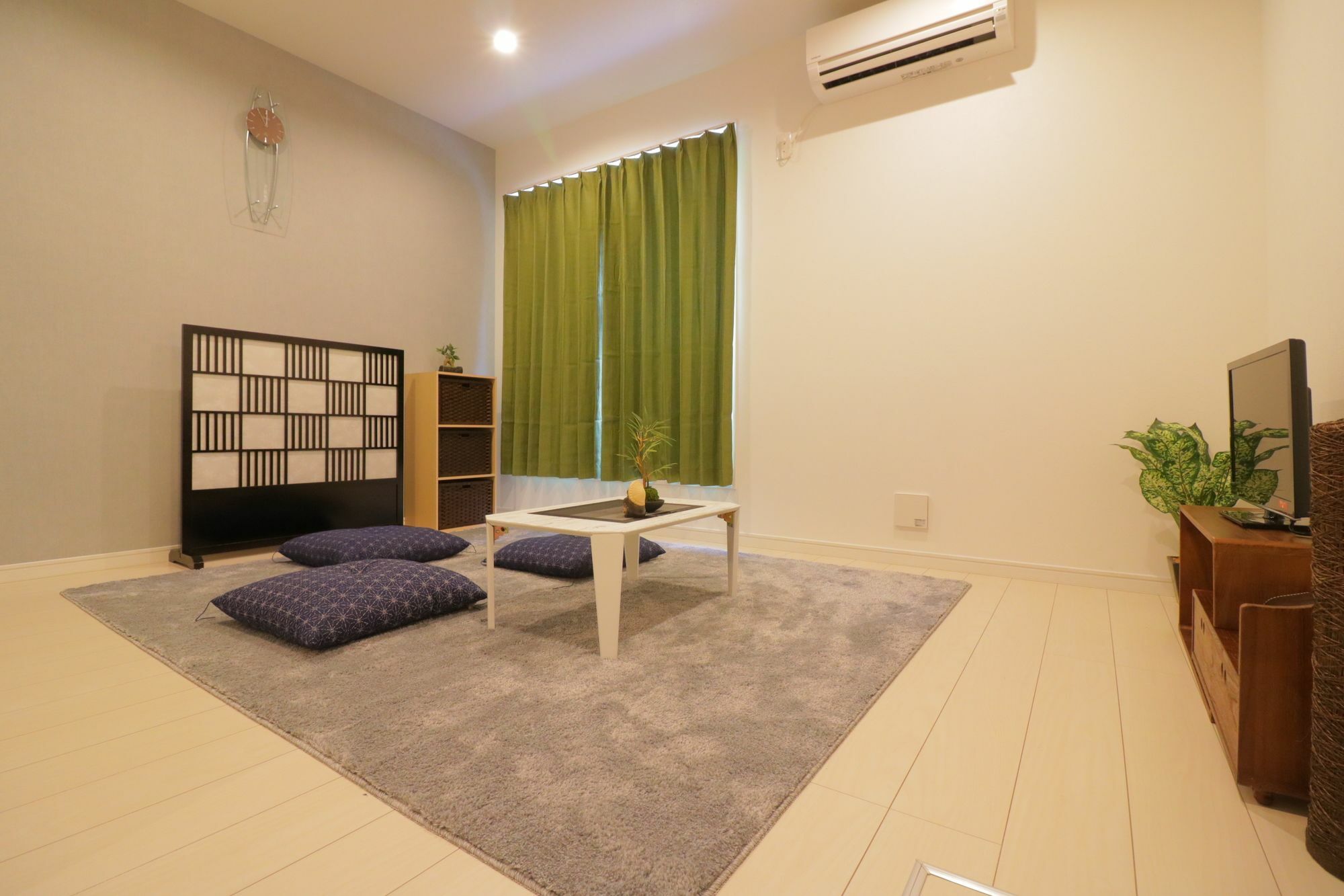 Hg Cozy Hotel No 12 京橋駅前 Osaka Exteriör bild