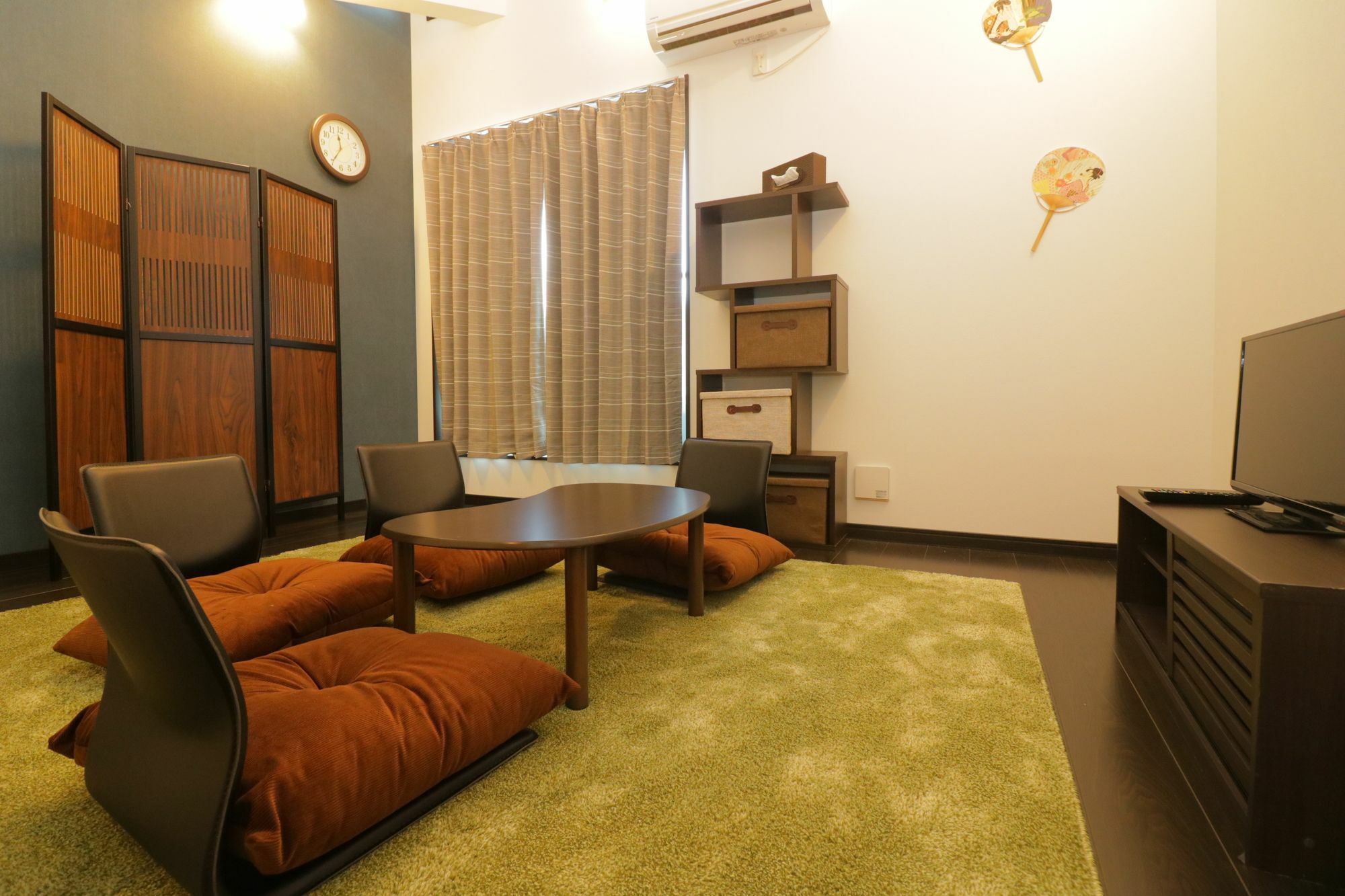 Hg Cozy Hotel No 12 京橋駅前 Osaka Exteriör bild