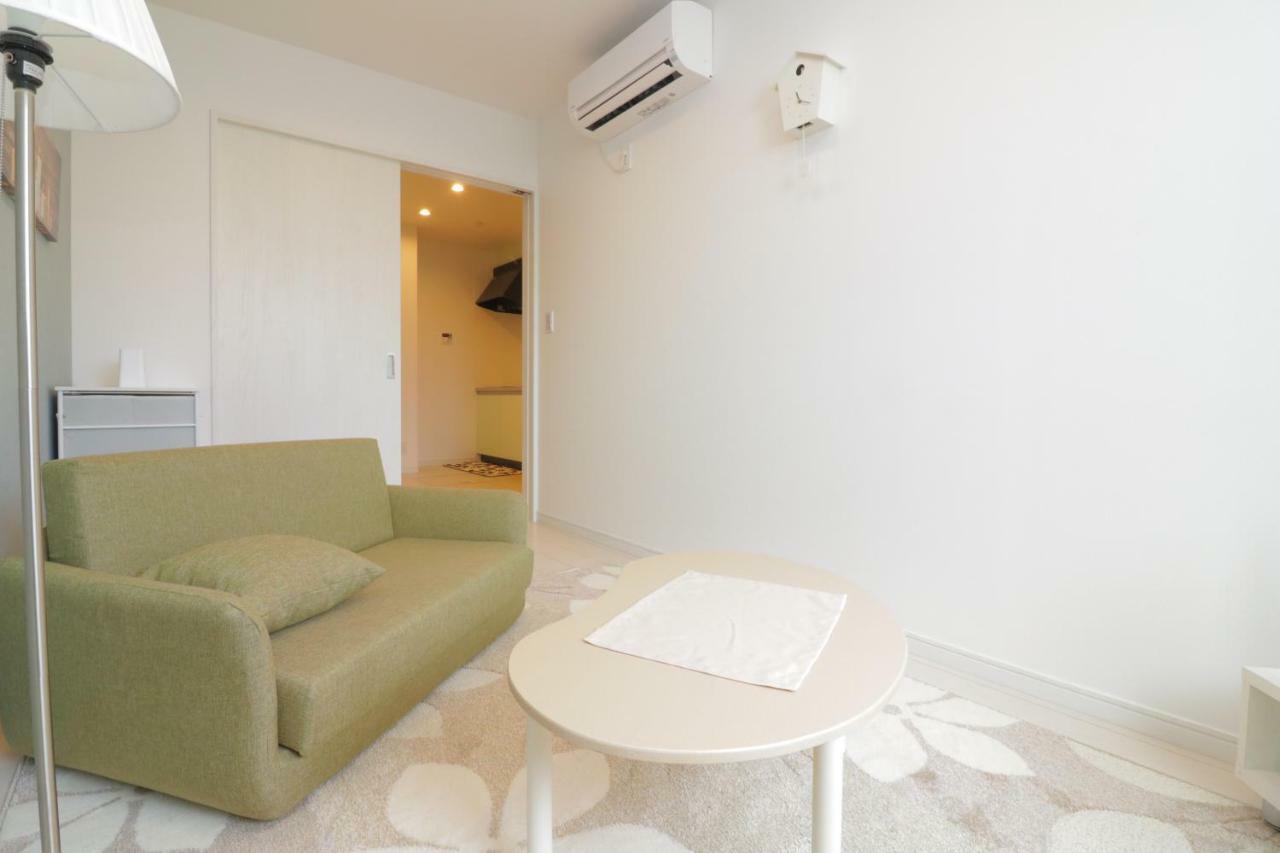 Hg Cozy Hotel No 12 京橋駅前 Osaka Exteriör bild